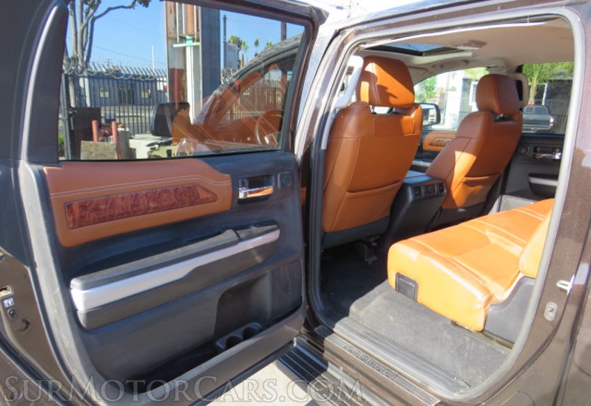 2019 Toyota Tundra 4WD - Image 25