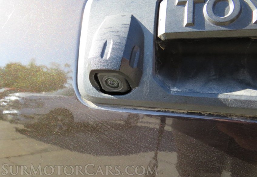 2019 Toyota Tundra 4WD - Image 16