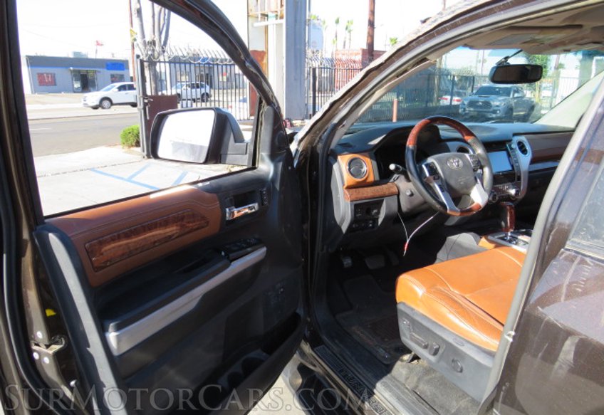 2019 Toyota Tundra 4WD - Image 23