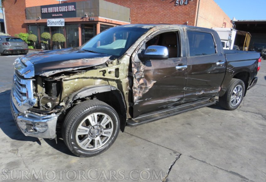 2019 Toyota Tundra 4WD - Image 3