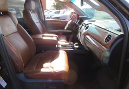 2019 Toyota Tundra 4WD - Image 32