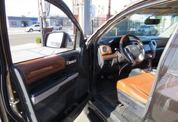 2019 Toyota Tundra 4WD - Image 23