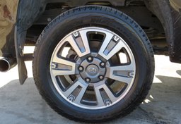 2019 Toyota Tundra 4WD - Image 22