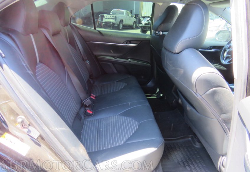 2019 Toyota Camry - Image 25