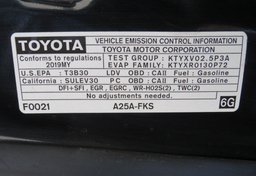 2019 Toyota Camry - Image 38