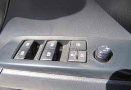 2019 Toyota Camry - Image 33