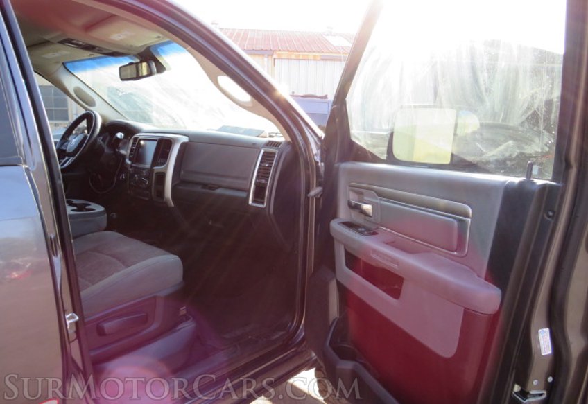 2015 Ram 2500 - Image 24