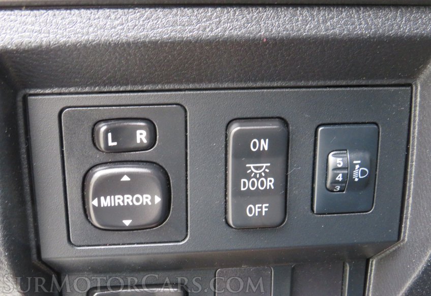 2014 Toyota Tundra 4WD Truck - Image 40