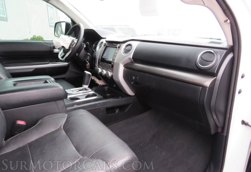 2014 Toyota Tundra 4WD Truck - Image 24