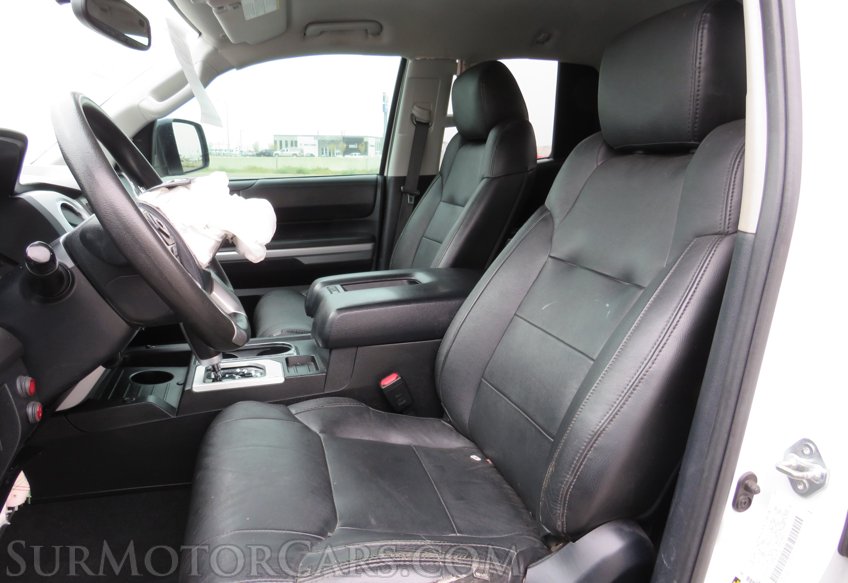 2014 Toyota Tundra 4WD Truck - Image 25