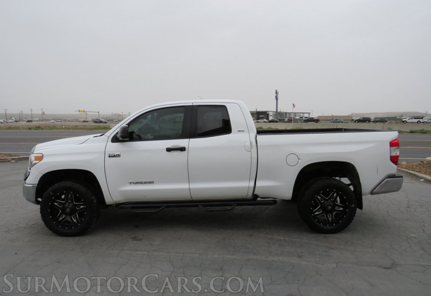 2014 Toyota Tundra 4WD Truck - Image 10