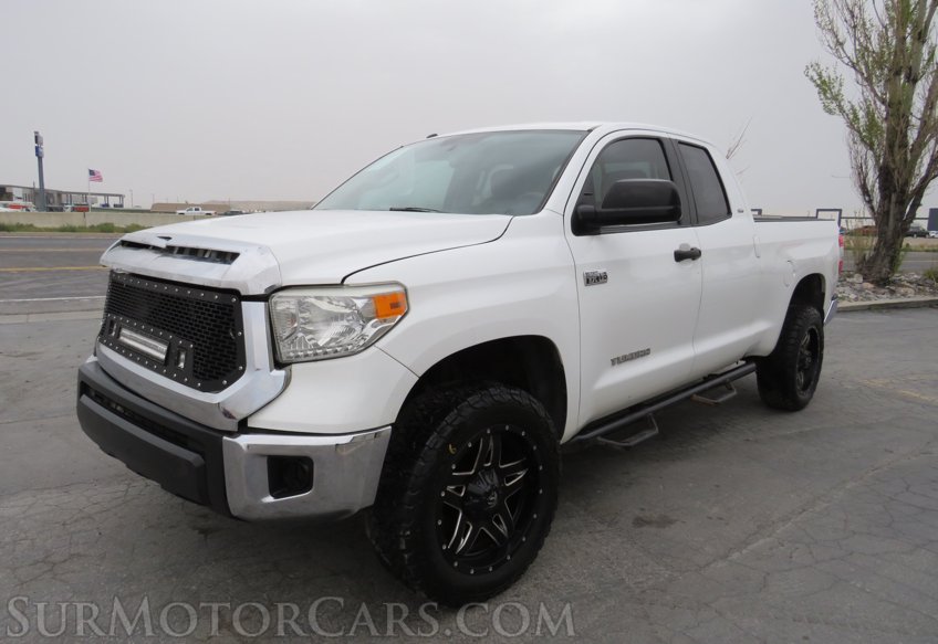 2014 Toyota Tundra 4WD Truck - Image 3