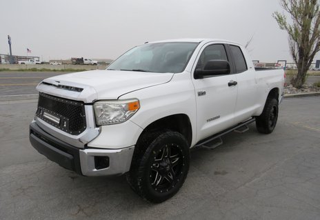 2014 Toyota Tundra 4WD Truck