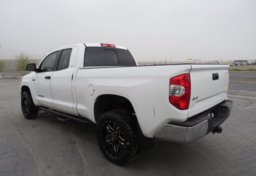 2014 Toyota Tundra 4WD Truck - Image 6