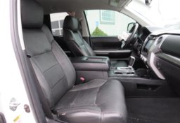 2014 Toyota Tundra 4WD Truck - Image 26