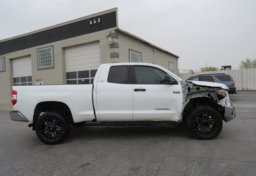 2014 Toyota Tundra 4WD Truck - Image 9