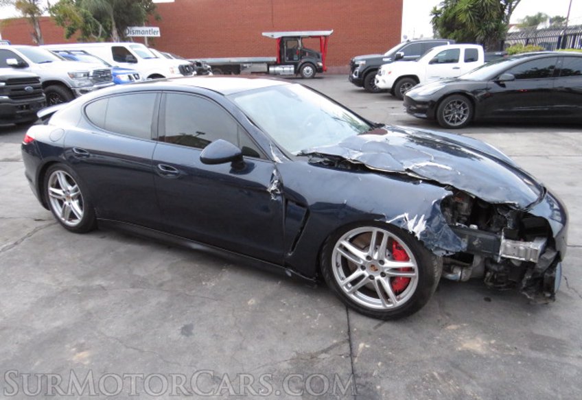 2013 Porsche Panamera - Image 8