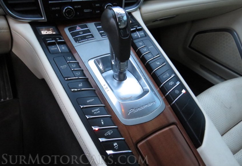 2013 Porsche Panamera - Image 51