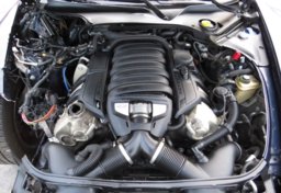 2013 Porsche Panamera - Image 18