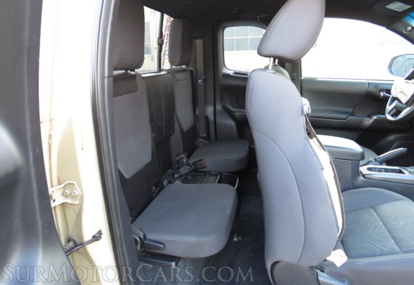 2017 Toyota Tacoma - Image 30