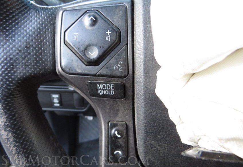 2017 Toyota Tacoma - Image 38