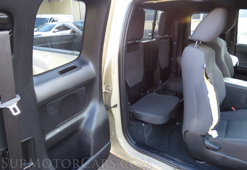 2017 Toyota Tacoma - Image 27