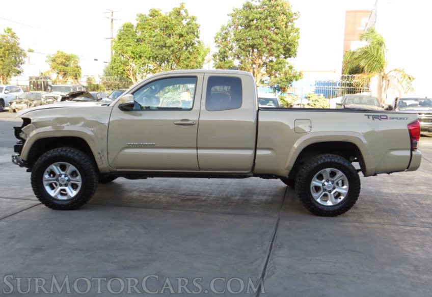 2017 Toyota Tacoma - Image 5