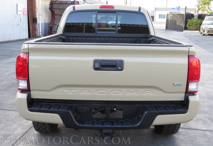 2017 Toyota Tacoma - Image 12