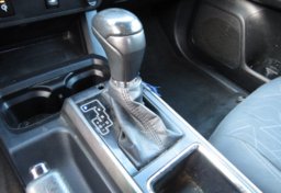 2017 Toyota Tacoma - Image 43