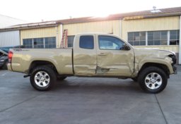 2017 Toyota Tacoma - Image 6