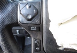 2017 Toyota Tacoma - Image 38