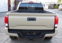 2017 Toyota Tacoma - Image 12