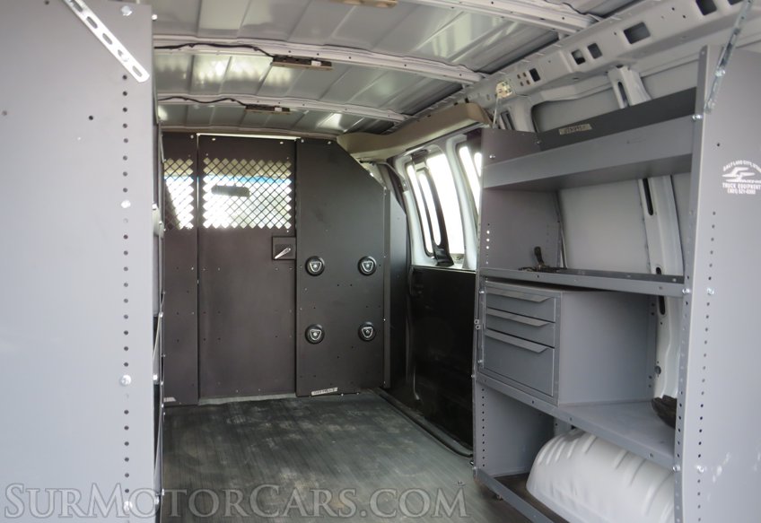 2021 Chevrolet Express Cargo Van - Image 28