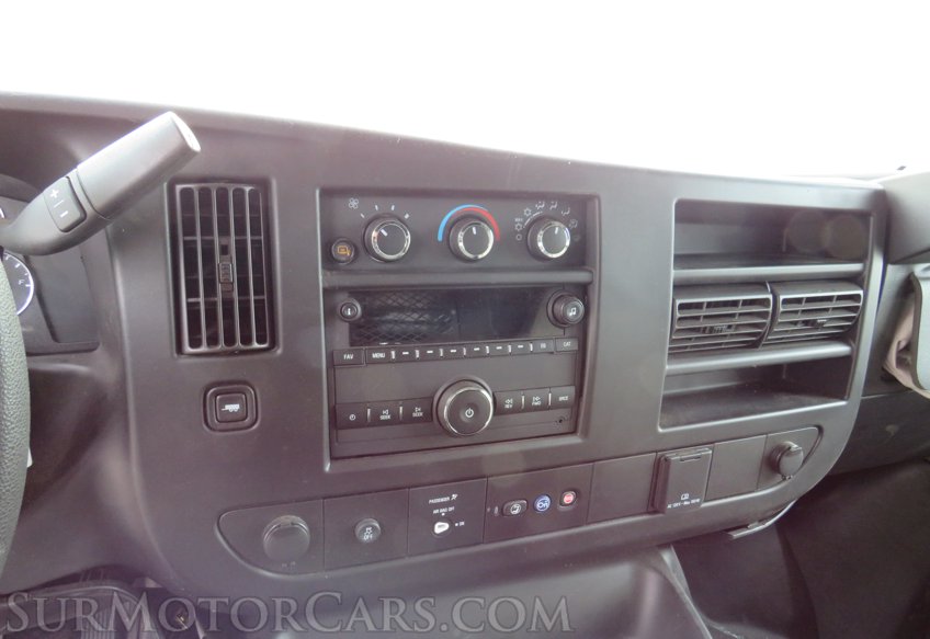 2021 Chevrolet Express Cargo Van - Image 39