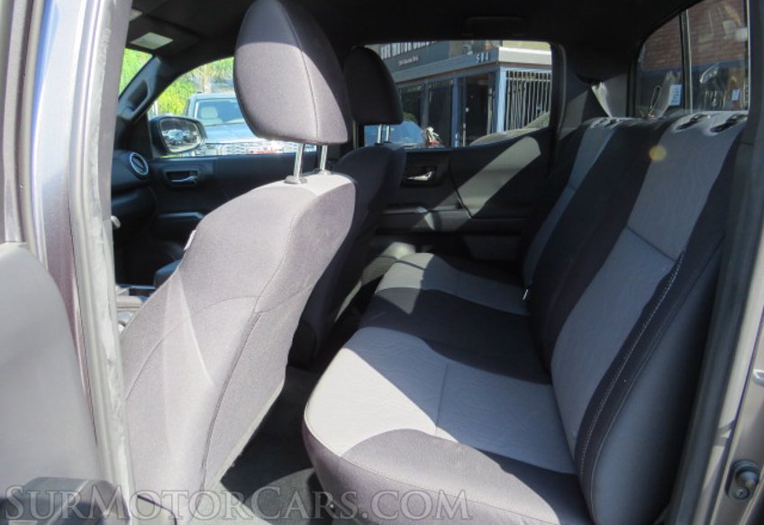 2022 Toyota Tacoma - Image 30