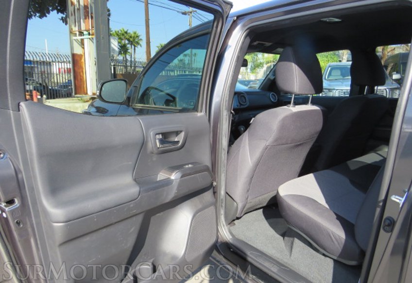 2022 Toyota Tacoma - Image 22