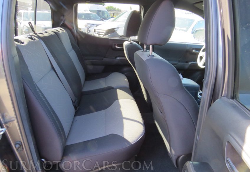 2022 Toyota Tacoma - Image 31