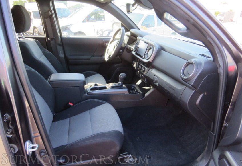 2022 Toyota Tacoma - Image 25