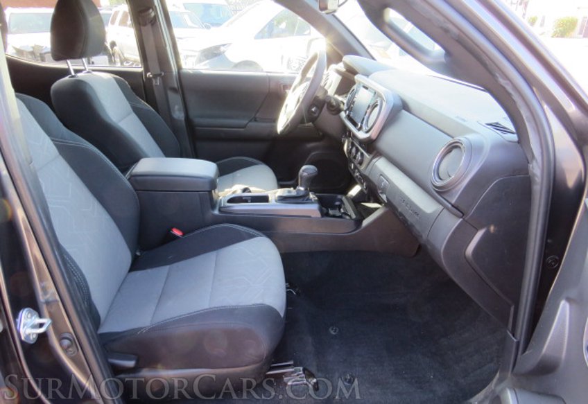 2022 Toyota Tacoma - Image 29