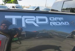 2022 Toyota Tacoma - Image 17