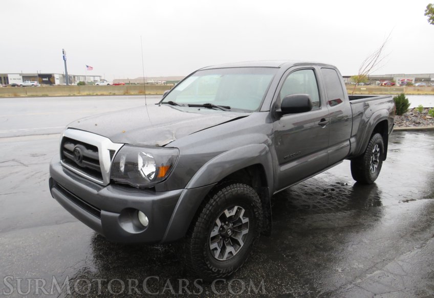 2009 Toyota Tacoma - Image 4