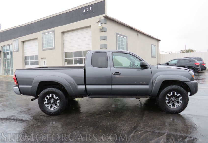 2009 Toyota Tacoma - Image 9