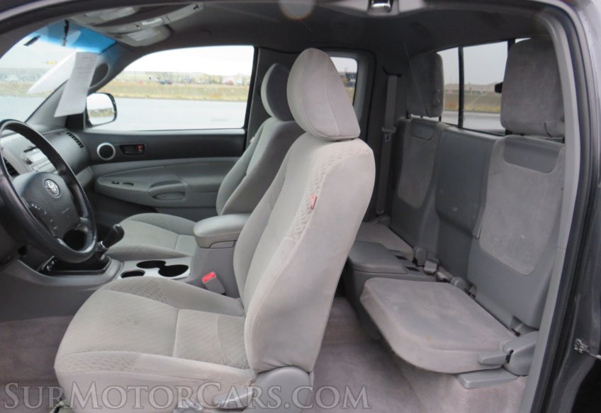 2009 Toyota Tacoma - Image 28