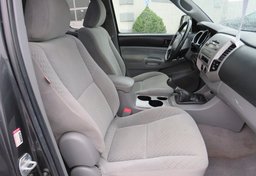 2009 Toyota Tacoma - Image 27