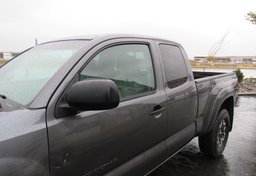 2009 Toyota Tacoma - Image 13