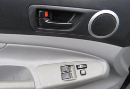 2009 Toyota Tacoma - Image 45