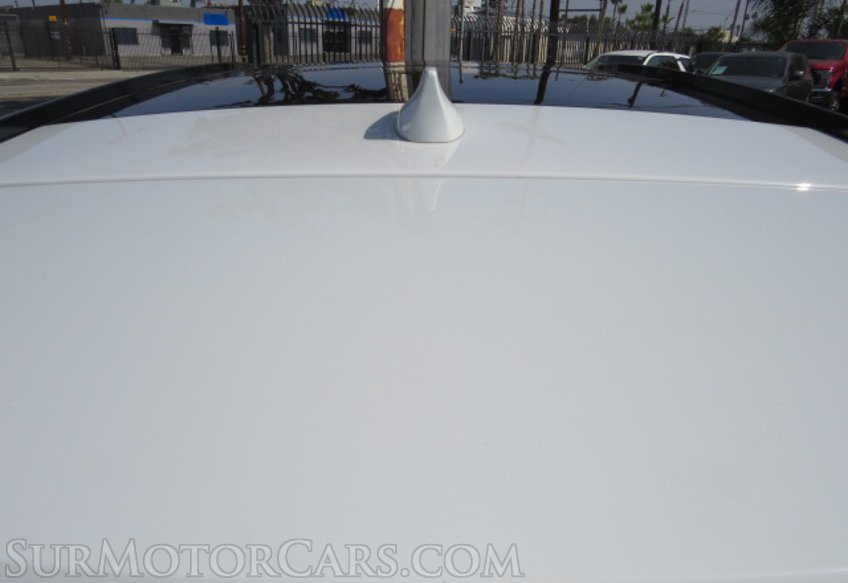 2018 Jaguar F-PACE - Image 15