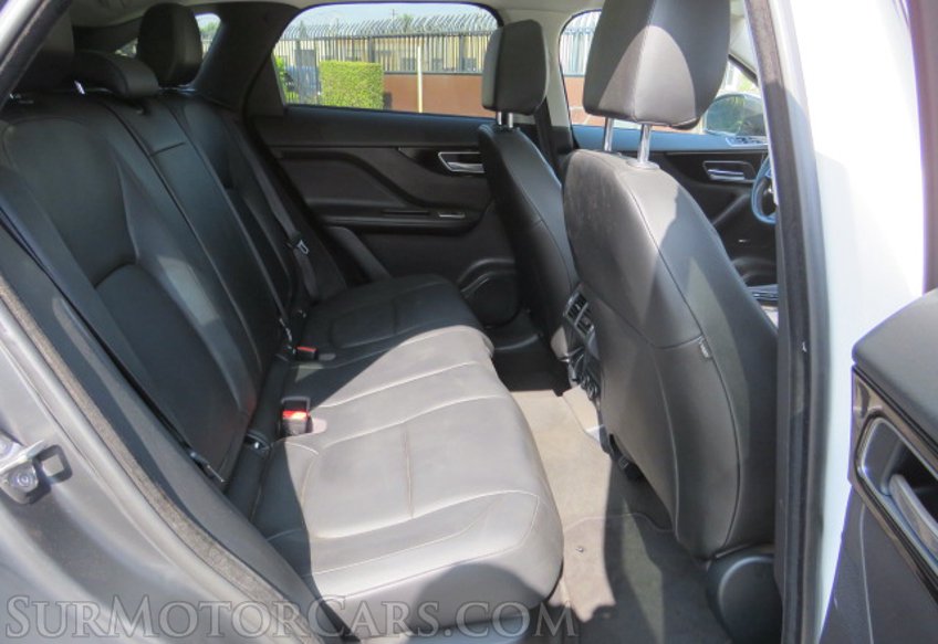 2018 Jaguar F-PACE - Image 30