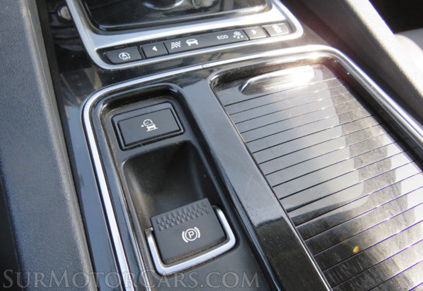 2018 Jaguar F-PACE - Image 39