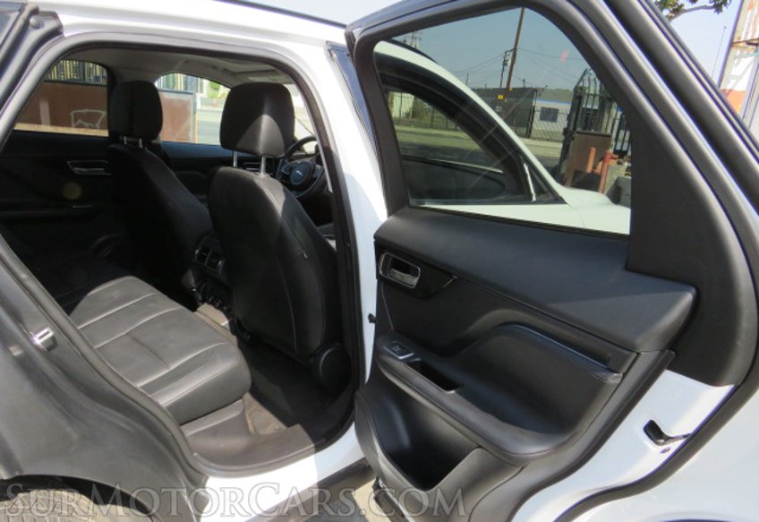 2018 Jaguar F-PACE - Image 24